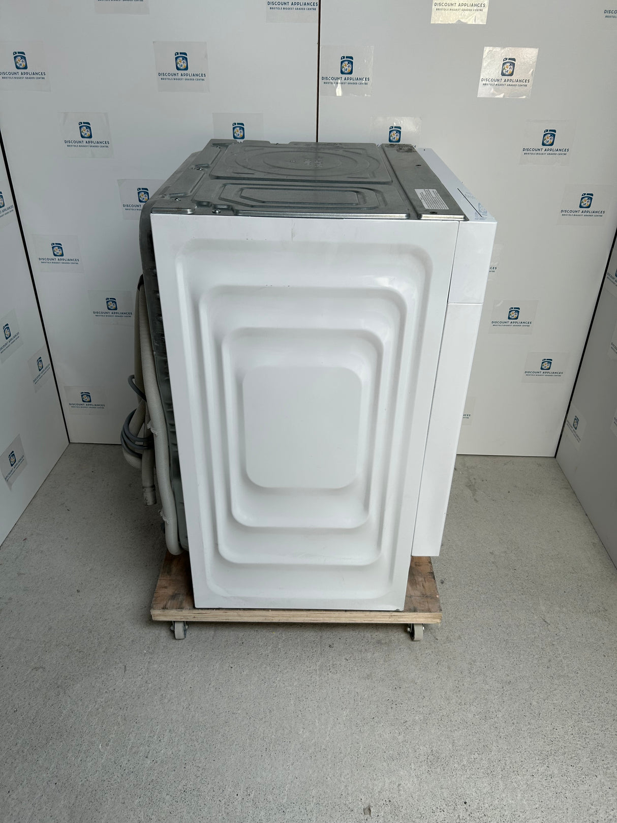 Beko WDIK954451F Integrated WiFi-enabled 9 kg Washer Dryer